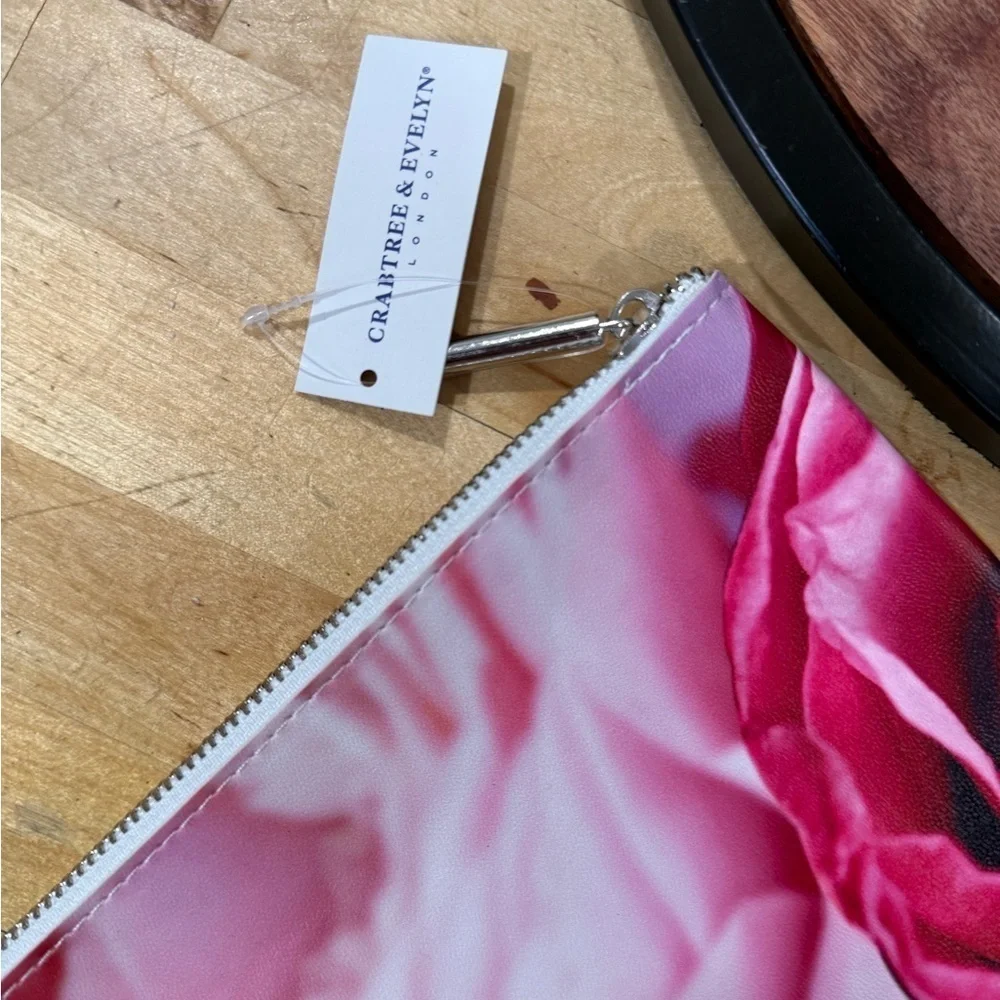 Crabtree Evelyn Rose Pattern Cosmetic Bag NWT